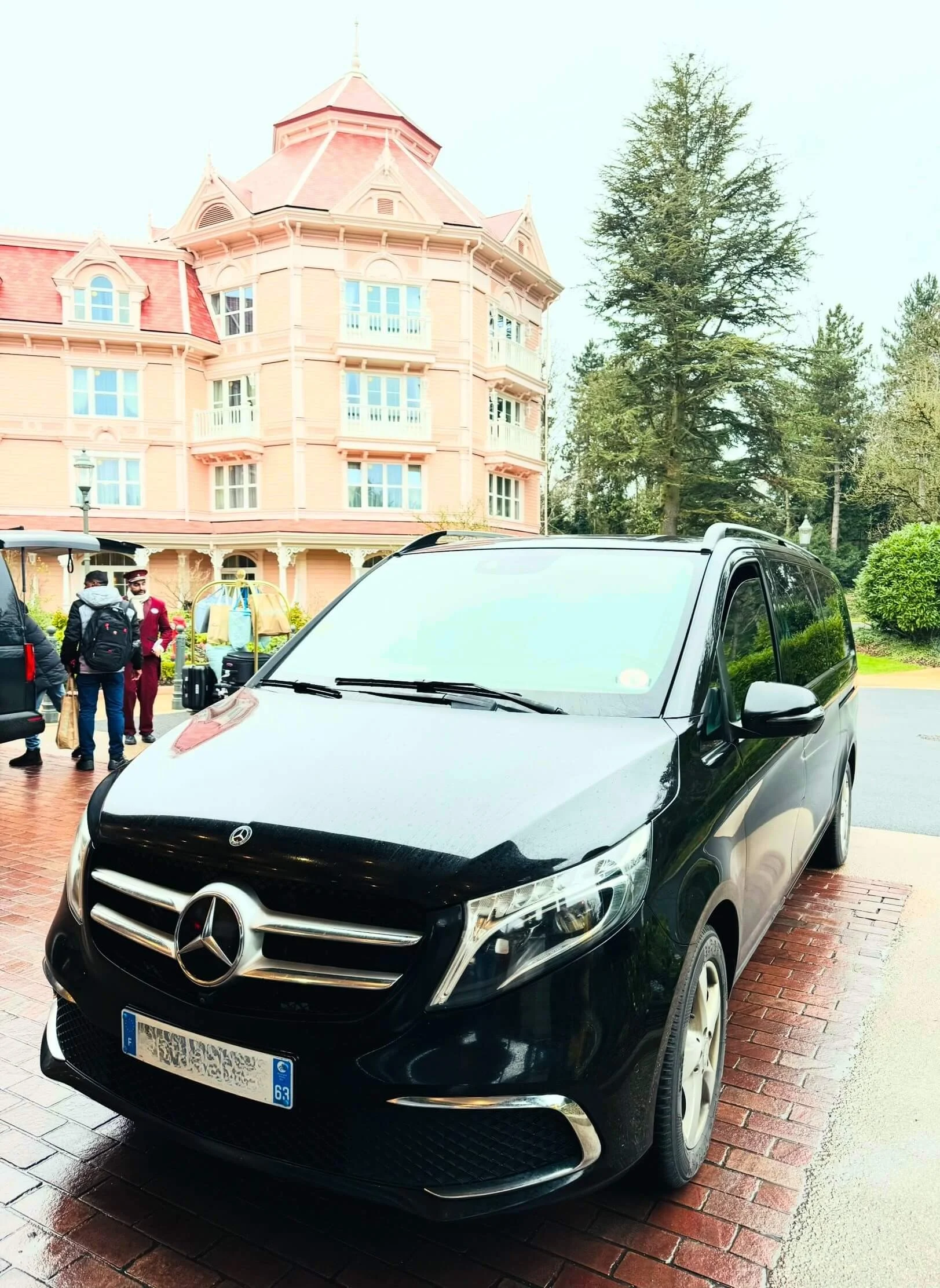 Mercedes classe v disney